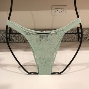 💖 PINK Victoria’s Secret Brazilian Slip Panty